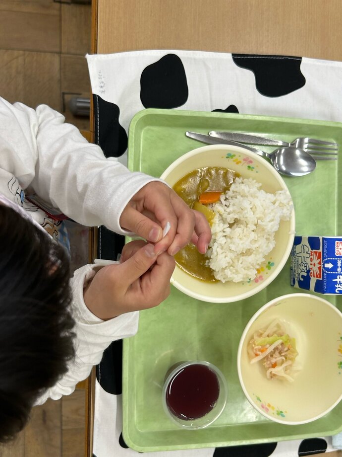 1年生初の給食その4