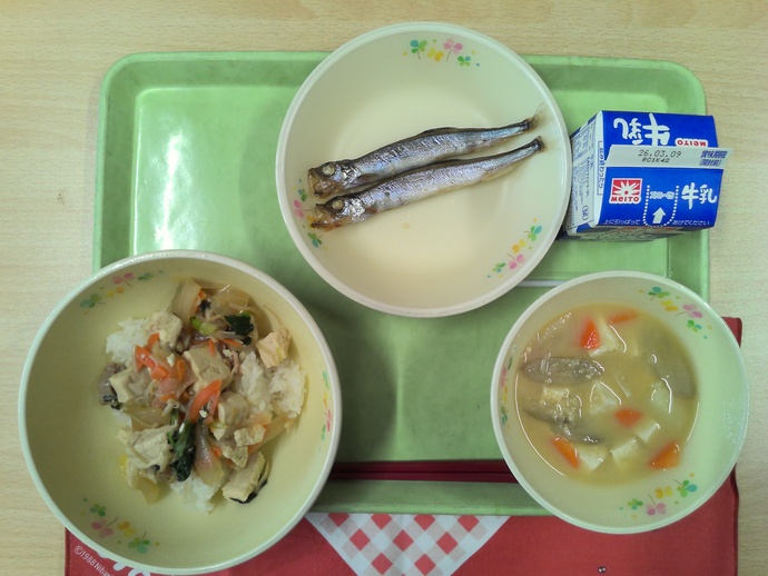 給食