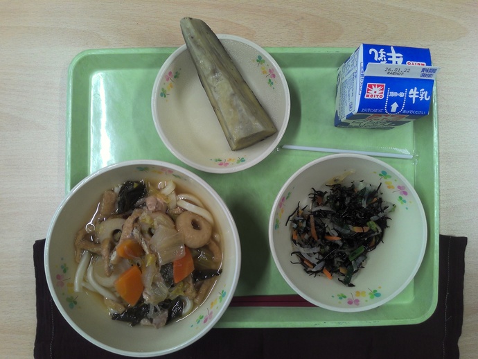 給食