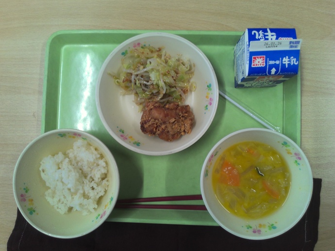 給食