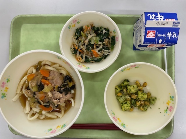 給食