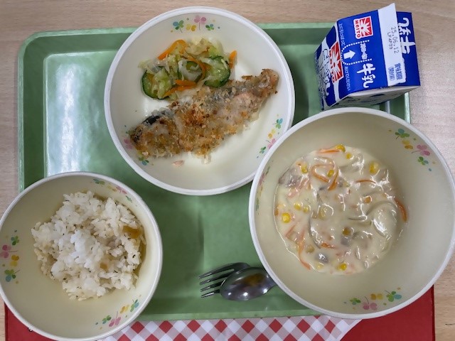 給食