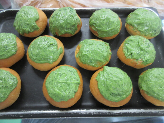 焼く前のビスキュイパン