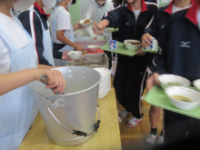 写真　給食