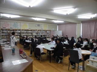 図書室オリエンテーション