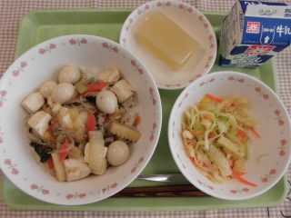 給食
