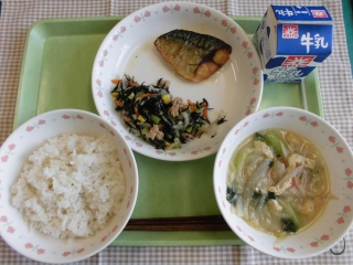 給食