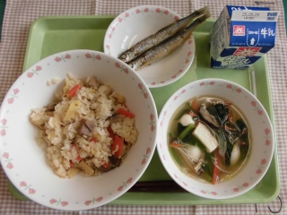 給食