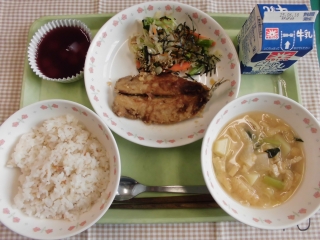 給食