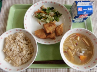 給食