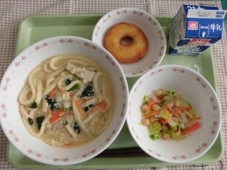 給食