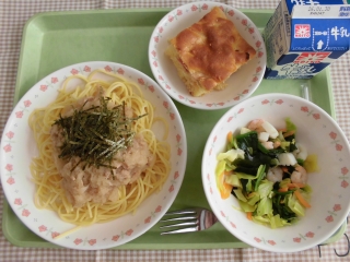 給食