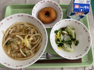 給食