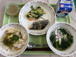 給食