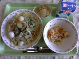 給食