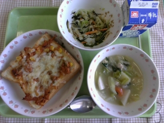 給食