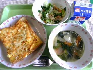 給食