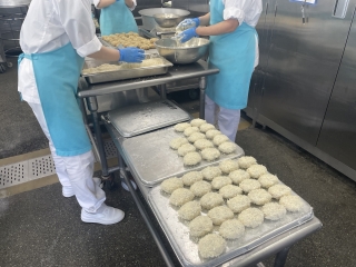 給食