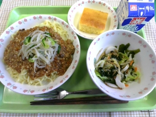 給食
