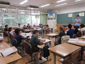 3年